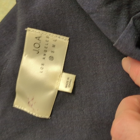 J.O.A. Navy Ruffled One Shoulder Top - Picture 4 of 5